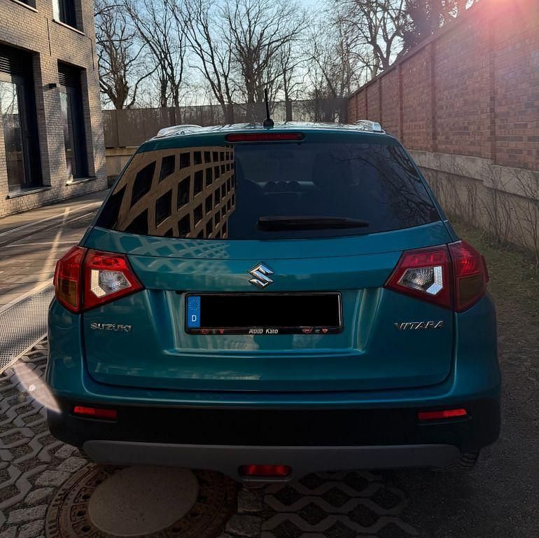 Gebraucht Suzuki Vitara Comfort 120 PS (88 kW) 2015 Blau SUV