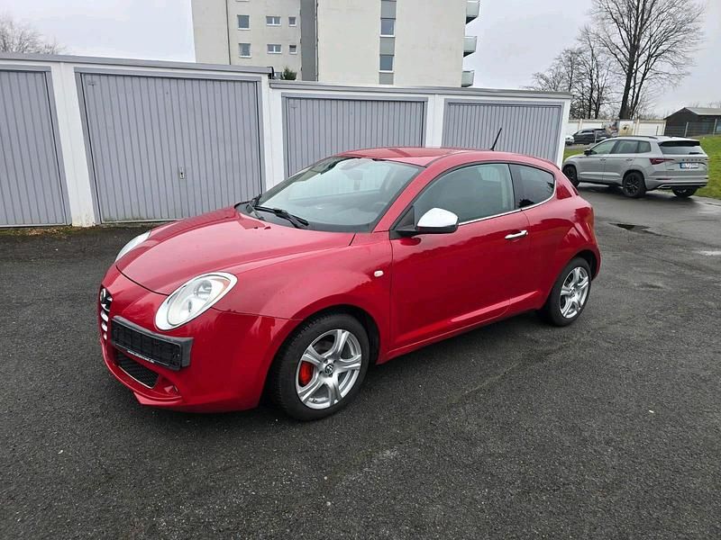 Gebraucht Alfa Romeo MiTo 105 PS (77 kW) 2012 Rot Kleinwagen