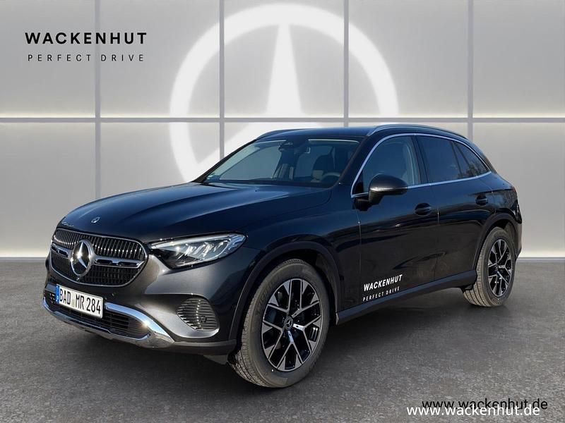 Grau Gebraucht 2025 Mercedes GLC220 Avantgarde SUV | 54.490 € - Bild 1/4