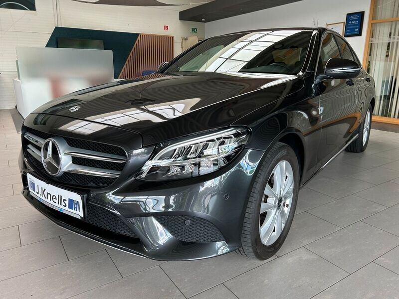 Gebraucht Mercedes C180 Avantgarde 156 PS (114 kW) 2021 Grau Limousine