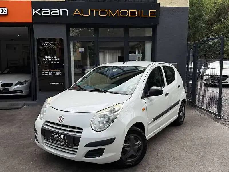 Gebraucht Suzuki Alto 68 PS (50 kW) 2012 Weiß Kleinwagen