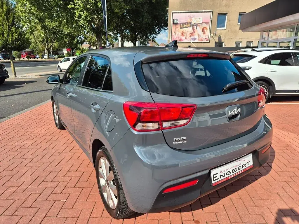Gebraucht Kia Rio Spirit 2021 Blau Kleinwagen