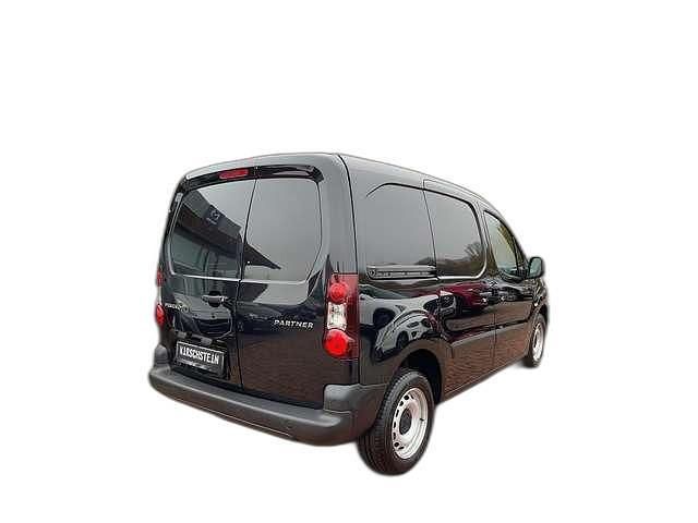 Gebraucht Peugeot Partner 75 PS (55 kW) 2018 Schwarz Van / Kleinbus
