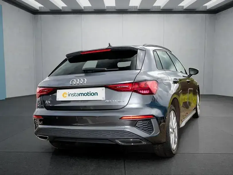 Gebraucht Audi A3 e-tron 204 PS (150 kW) 2022 Grau Kleinwagen