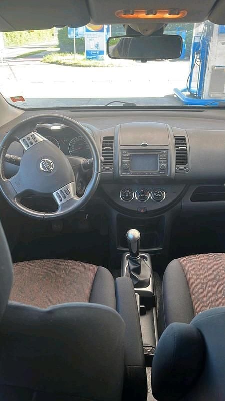 Second-hand Nissan Note 88 CP (64 kW) 2009 Andere farben Hatchback