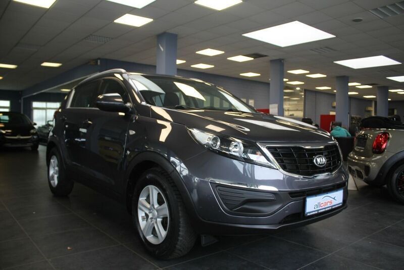 Grau Gebraucht 2015 Kia Sportage Vision SUV | 11.980 € (Guter Preis) - Bild 1/4
