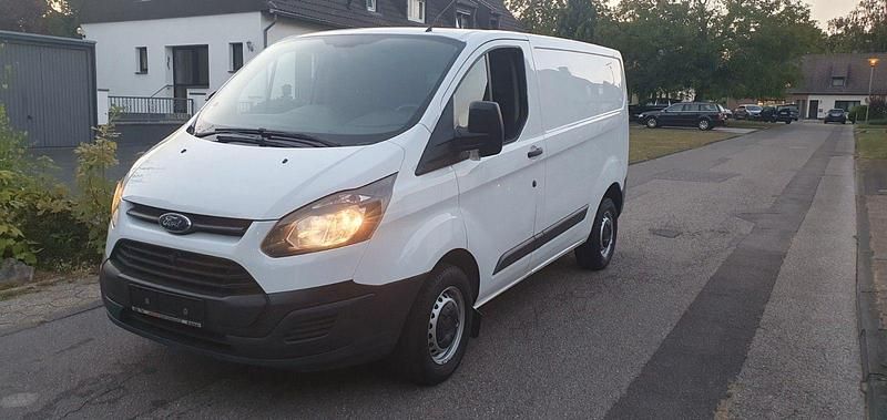 Weiß Gebraucht 2013 Ford Transit Custom Van / Kleinbus | 9.390 € (Superpreis) - Bild 1/4