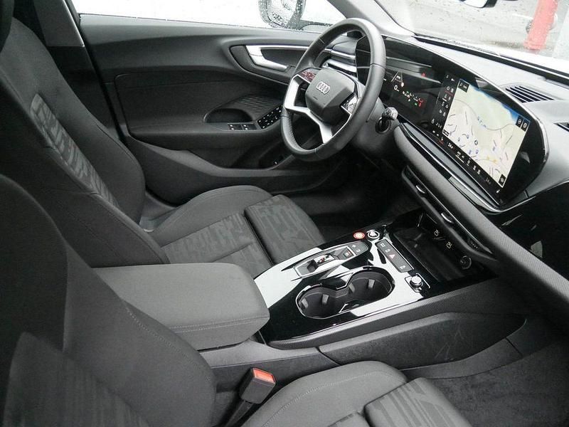 Gebraucht Audi A5 Advanced 150 PS (110 kW) 2025 Gletscherweiß metallic Kombi