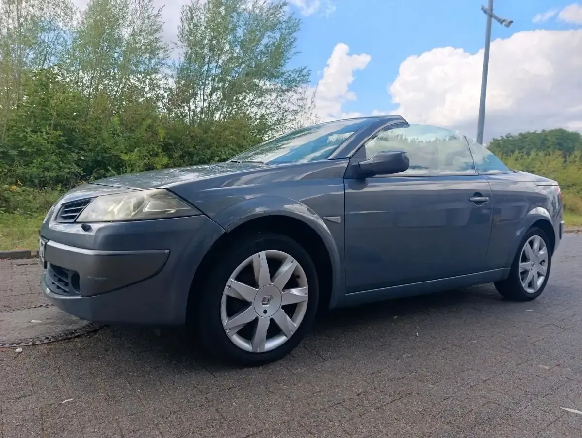 Gebraucht Renault Mégane Cabriolet 135 PS (99 kW) 2007 Grau Cabrio