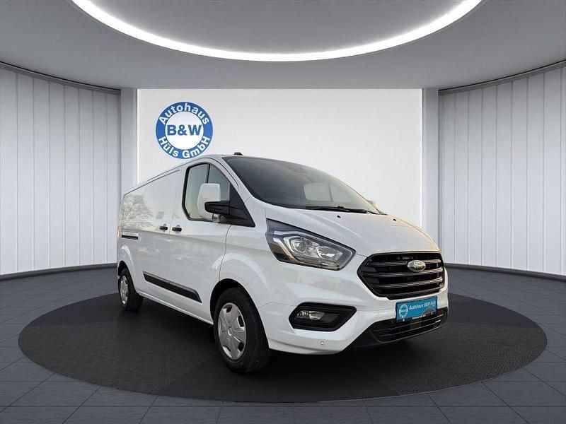 Weiß Gebraucht 2023 Ford Transit Custom Trend Van / Kleinbus | 24.999 € (Superpreis) - Bild 1/4