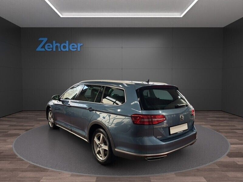 Gebraucht VW Passat Alltrack 190 PS (139 kW) 2017 Blau Kombi