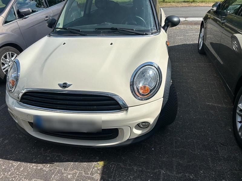 Weiß Gebraucht 2011 Mini ONE Kleinwagen | 1.349 € - Bild 1/4