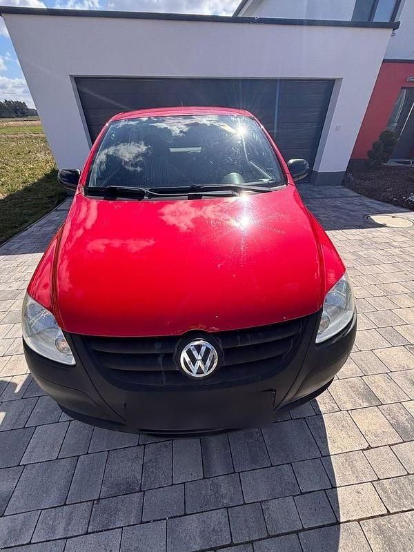 Gebraucht VW Fox Style 60 PS (44 kW) 2009 Rot Kleinwagen