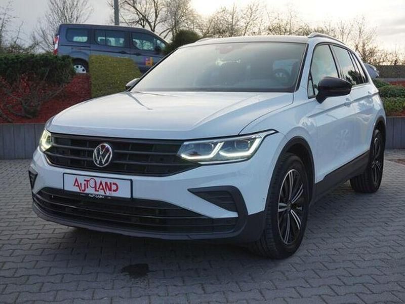 Gebraucht VW Tiguan Active 150 PS (110 kW) 2021 Weiß SUV