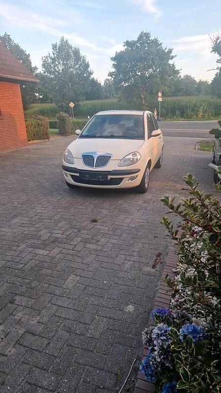 Gebraucht Lancia Ypsilon 95 PS (69 kW) 2004 Kleinwagen