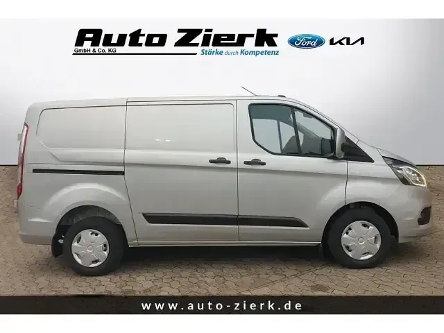 Używany Ford Transit Custom Trend 105 KM (77 kW) 2022 Srebrny Van