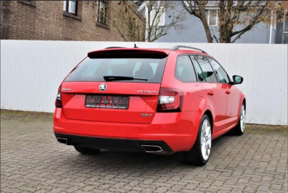 Gebraucht Skoda Octavia RS 230 PS (169 kW) 2018 Rot Kombi