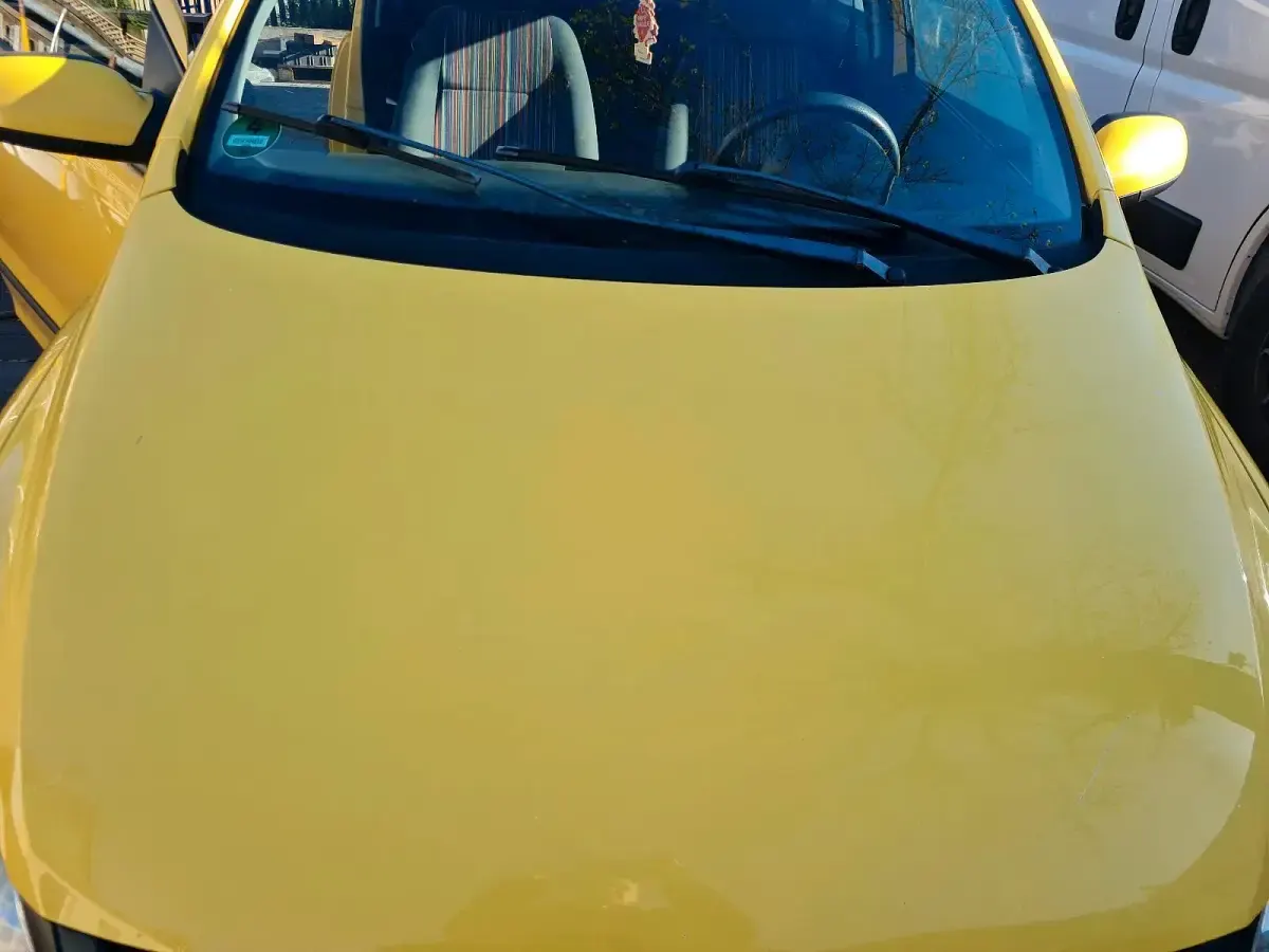 Second-hand VW Fox 54 CP (39 kW) 2006 Galben Hatchback