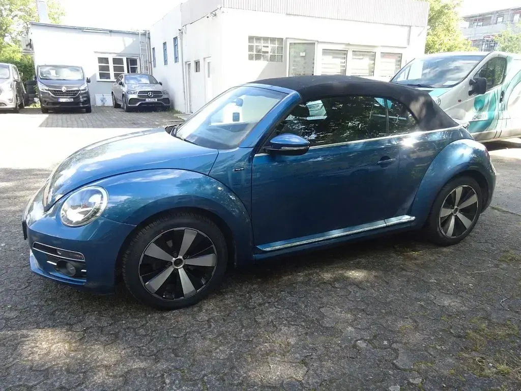Używany VW Beetle Cabriolet Allstar 105 KM (77 kW) 2017 Niebieski Kabriolet