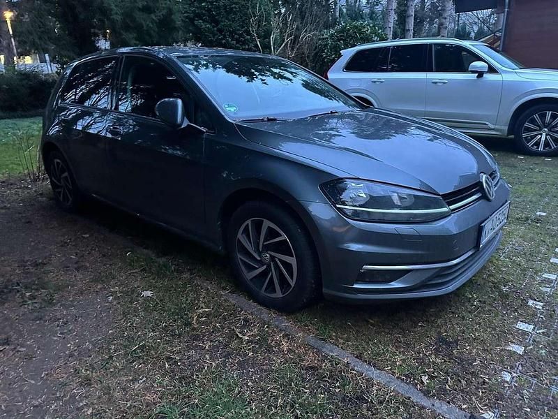 Gebraucht VW Golf VII Join 116 PS (85 kW) 2018 Silber Limousine