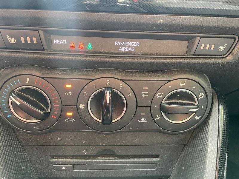 Gebraucht Mazda 2 Exclusive-Line 90 PS (66 kW) 2015 Schwarz Kleinwagen