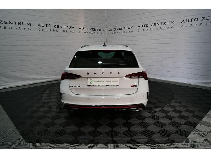 Gebraucht Skoda Octavia First Edition 200 PS (147 kW) 2021 Weiß Limousine