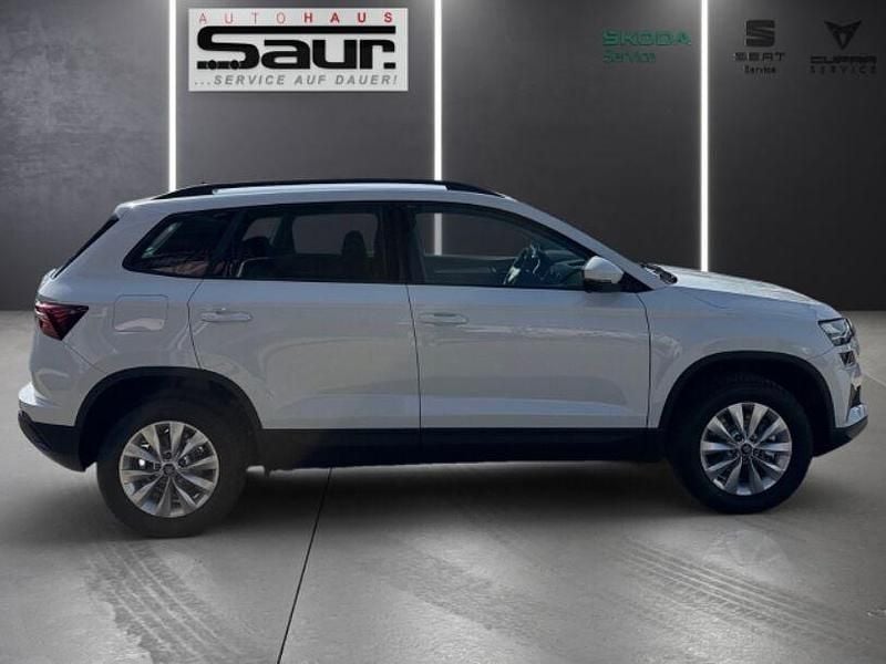 Neu Skoda Karoq Selection 150 PS (110 kW) 2026 Weiss SUV