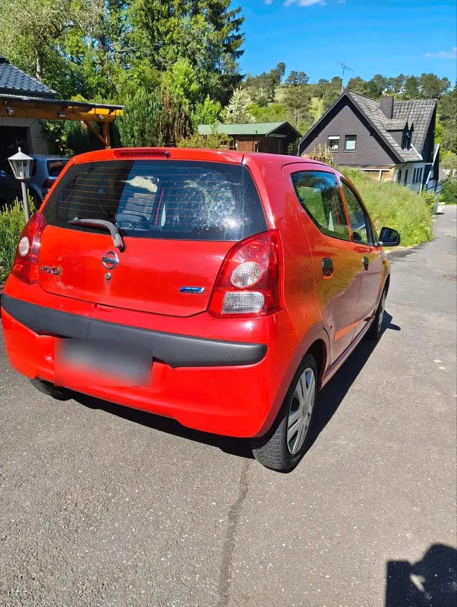 Gebraucht Nissan Pixo 68 PS (50 kW) 2010 Rot Kleinwagen