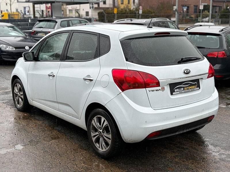 Gebraucht Kia Venga 125 PS (91 kW) 2016 Weiß Kleinwagen