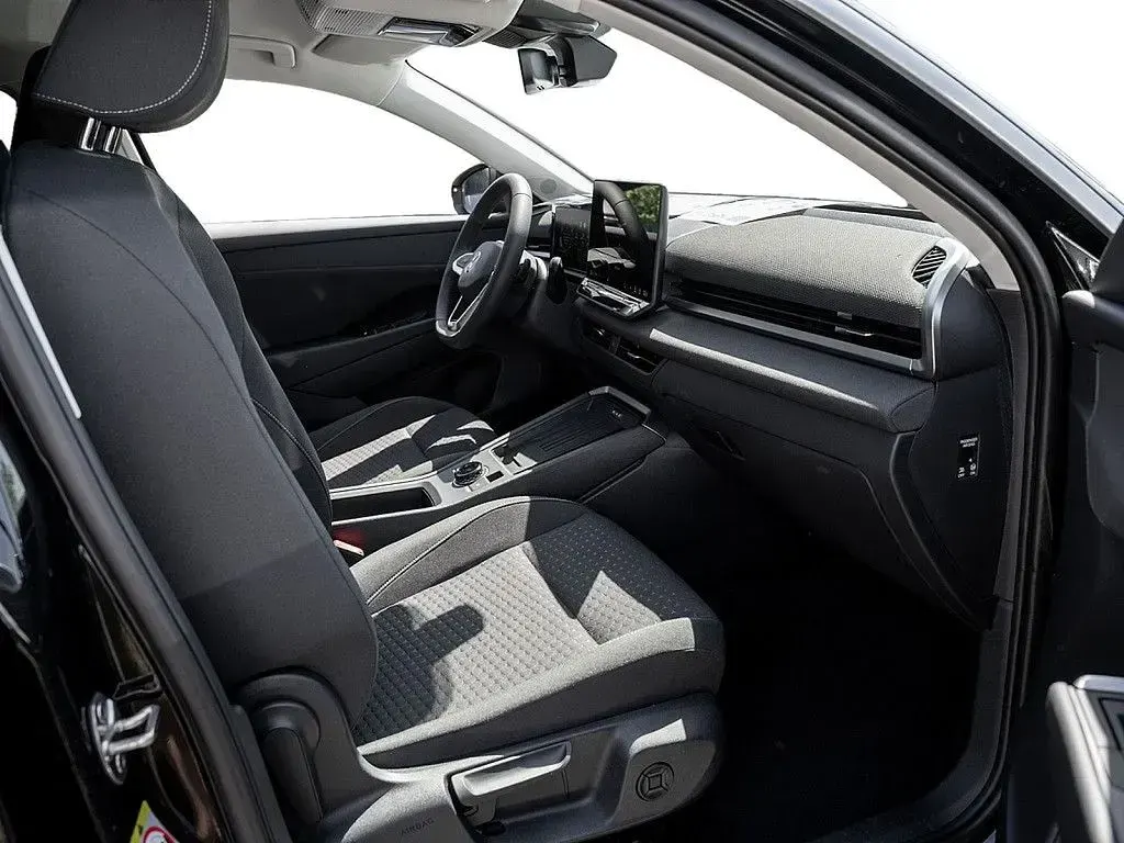 Neu VW T-Roc Life 116 PS (85 kW) 2026 Schwarz SUV