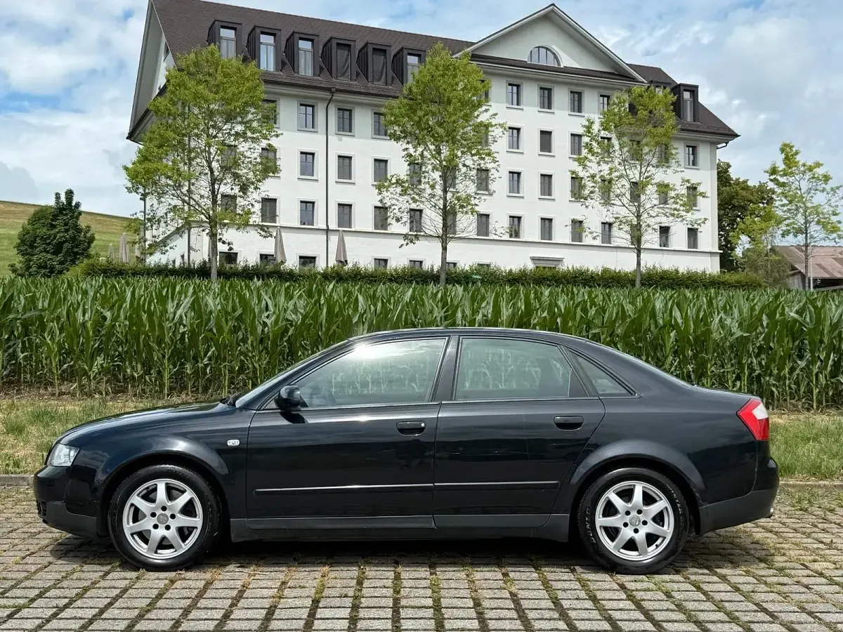 Gebraucht Audi A4 163 PS (119 kW) 2003 Schwarz Limousine