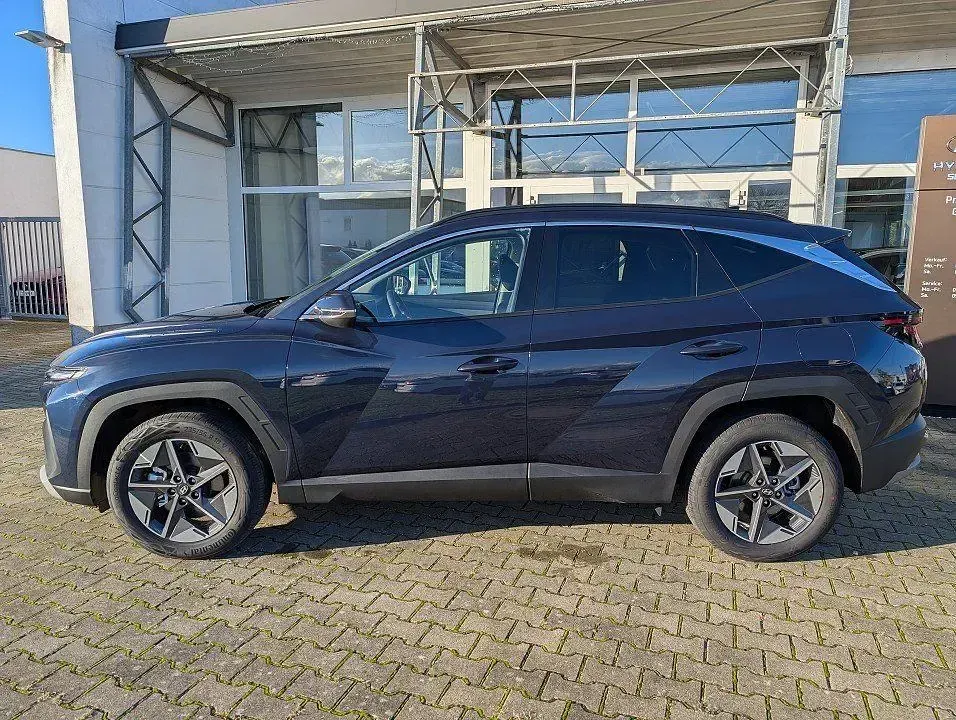 Gebraucht Hyundai Tucson Trend 150 PS (110 kW) 2025 Blau SUV