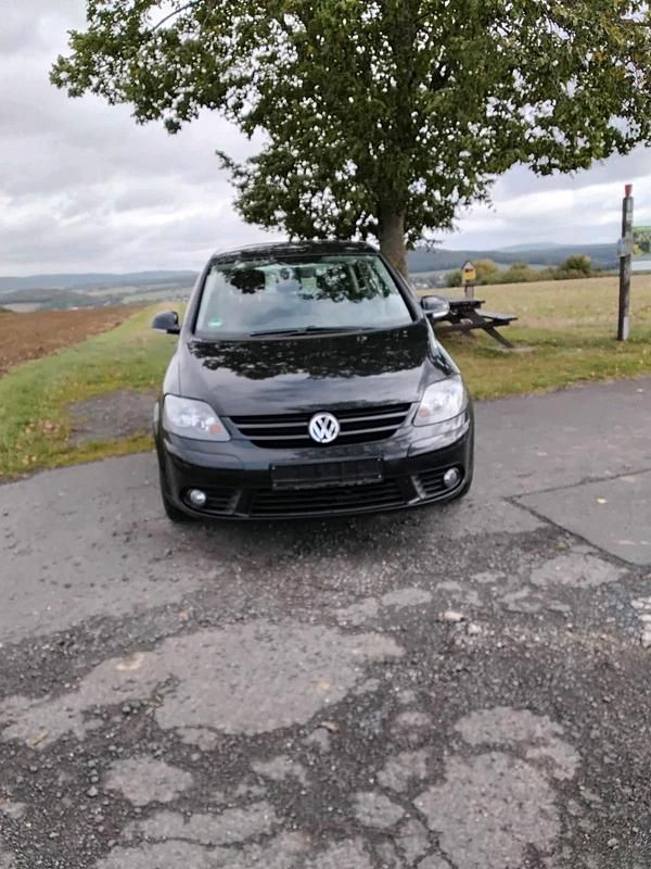 Schwarz Gebraucht 2007 VW Golf Plus Cross Van / Kleinbus | 2.300 € (Superpreis) - Bild 1/4