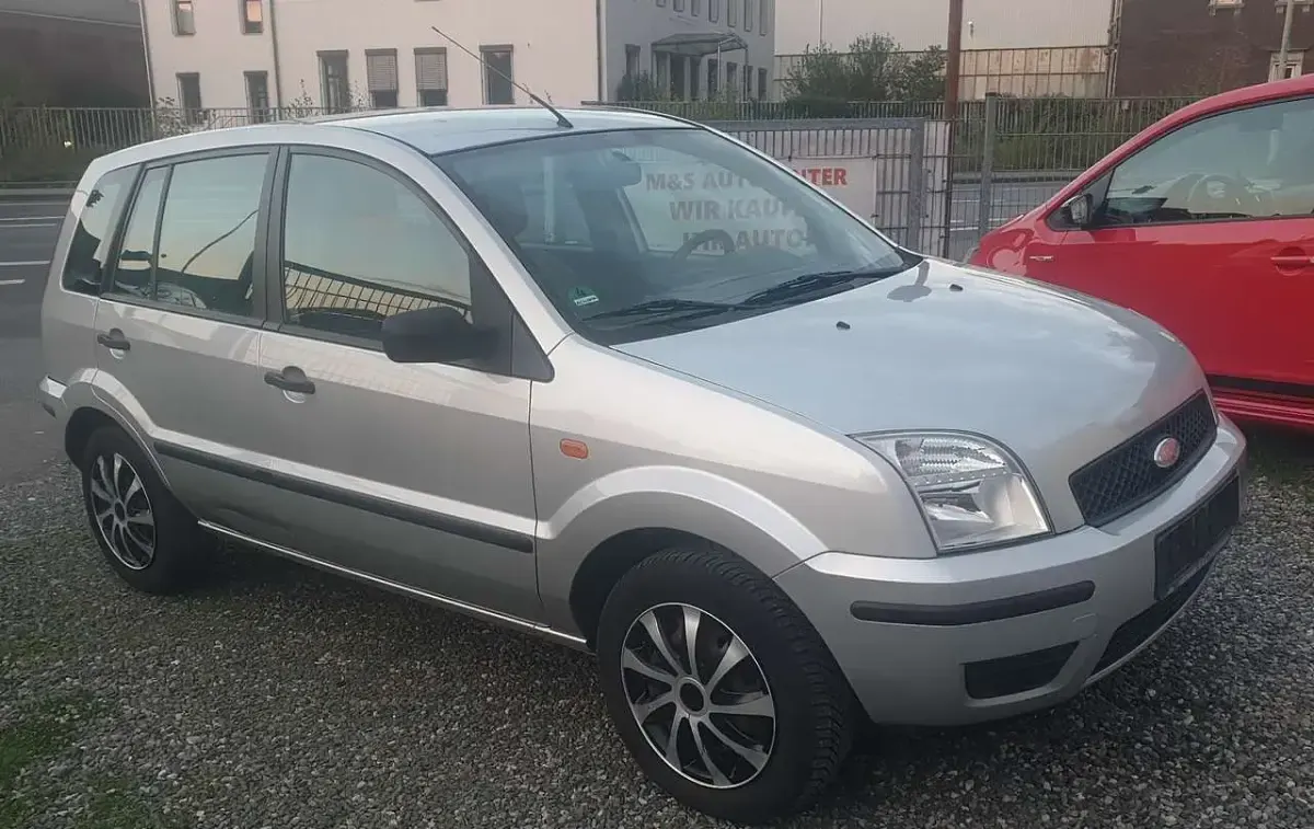 Gebraucht Ford Fusion Ambiente 101 PS (74 kW) 2005 Grau Kleinwagen