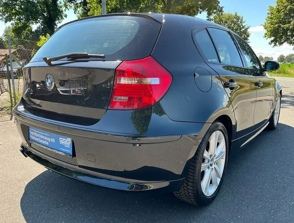 Gebraucht BMW 123 Sport Line 204 PS (150 kW) 2008 Schwarz Kleinwagen