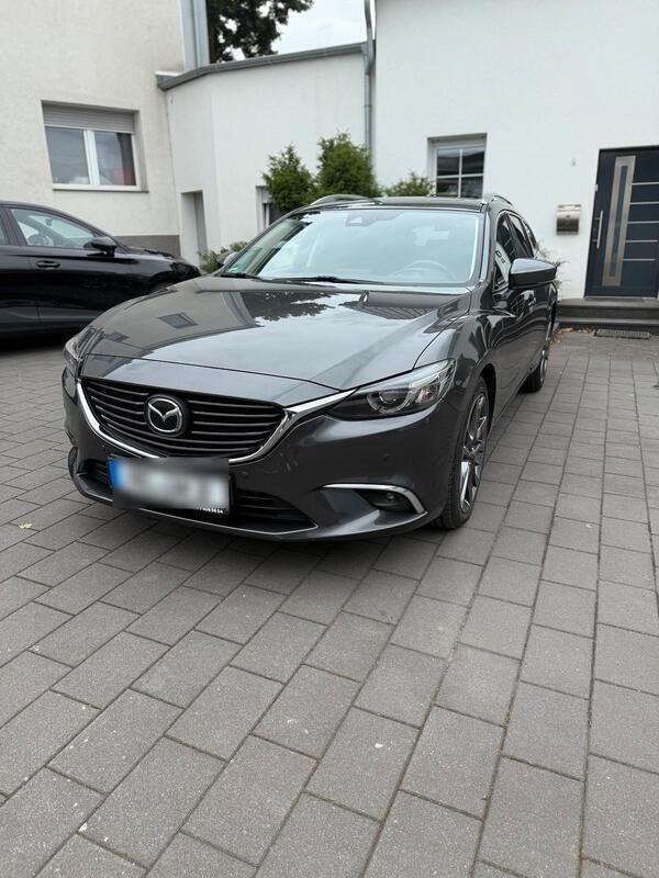 Grau Gebraucht 2017 Mazda 6 Nakama Intense Kombi | 14.750 € (Fairer Preis) - Bild 1/4