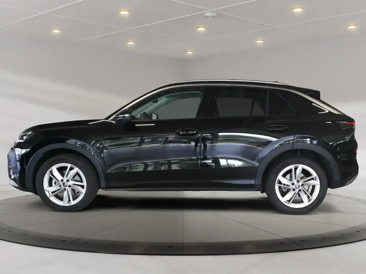 Neu VW T-Roc Style 116 PS (85 kW) 2026 Canary yellow uni / schwarz un SUV