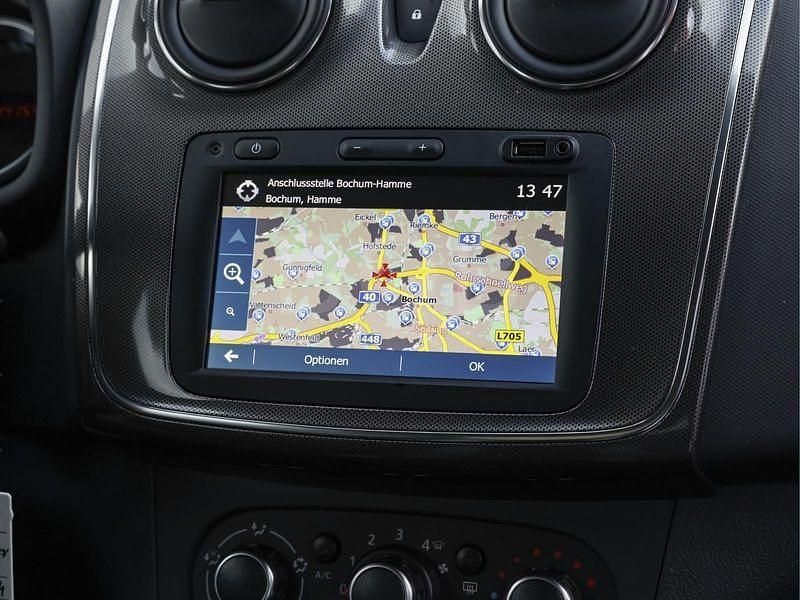 Gebraucht Dacia Sandero 101 PS (74 kW) 2020 Blau Kleinwagen