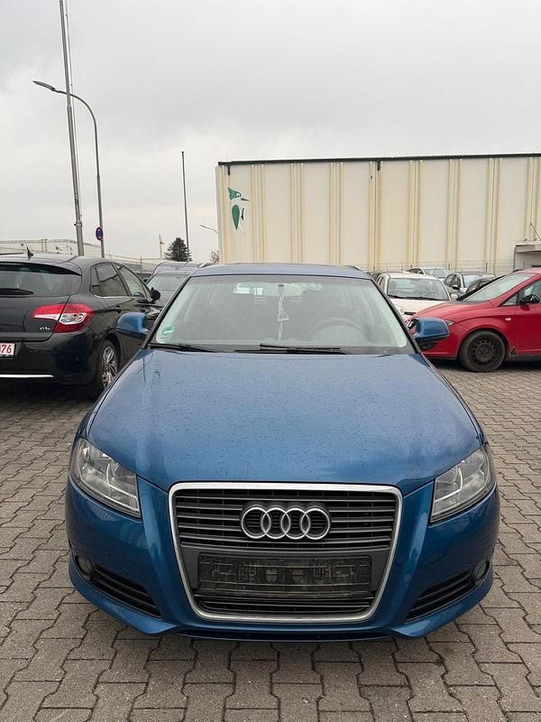 Gebraucht Audi A3 Attraction 160 PS (117 kW) 2010 Blau Kleinwagen