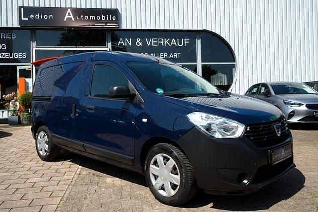 Blau Gebraucht 2018 Dacia Dokker Express Ambiance Van | 7.900 € (Fairer Preis) - Bild 1/4