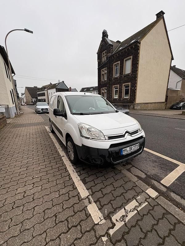 Gebraucht Citroën Berlingo 75 PS (55 kW) 2013 Weiß Van / Kleinbus