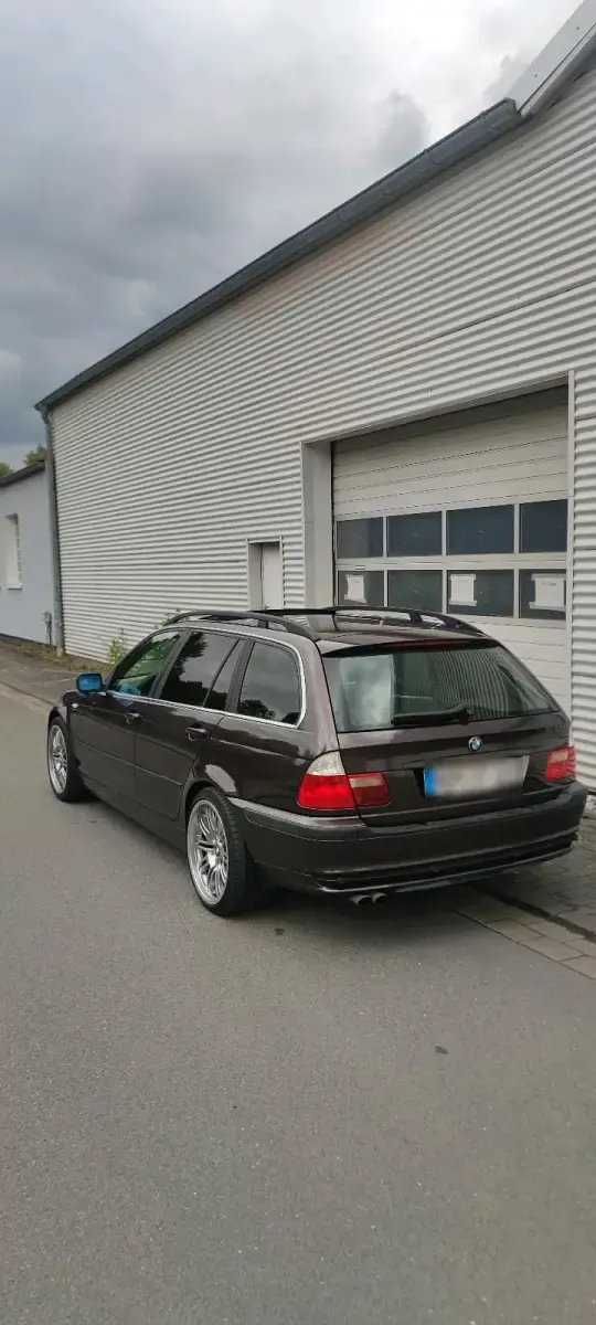 Gebraucht BMW 325 192 PS (141 kW) 2002 Kombi