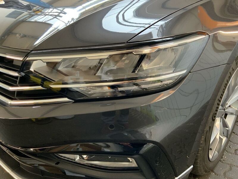 Usata VW Passat Business 150 CV (110 kW) 2024 Grigio Station wagon