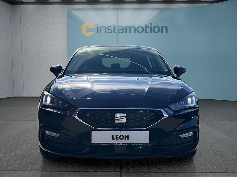 Second-hand Seat Leon 150 CP (110 kW) 2025 Negru Hatchback