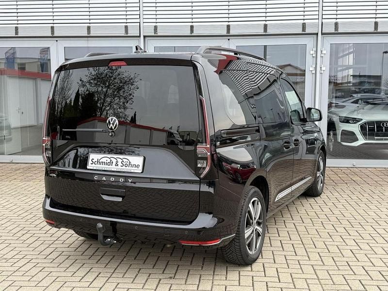 Gebraucht VW Caddy Move 122 PS (89 kW) 2021 Schwarz metallic Van / Kleinbus