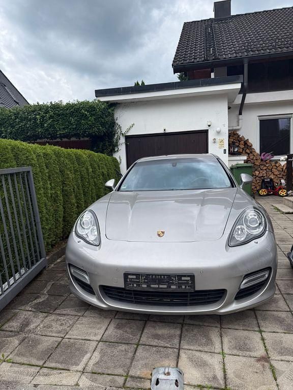 Beige Gebraucht 2009 Porsche Panamera Turbo Limousine | 22.900 € (Superpreis) - Bild 1/4