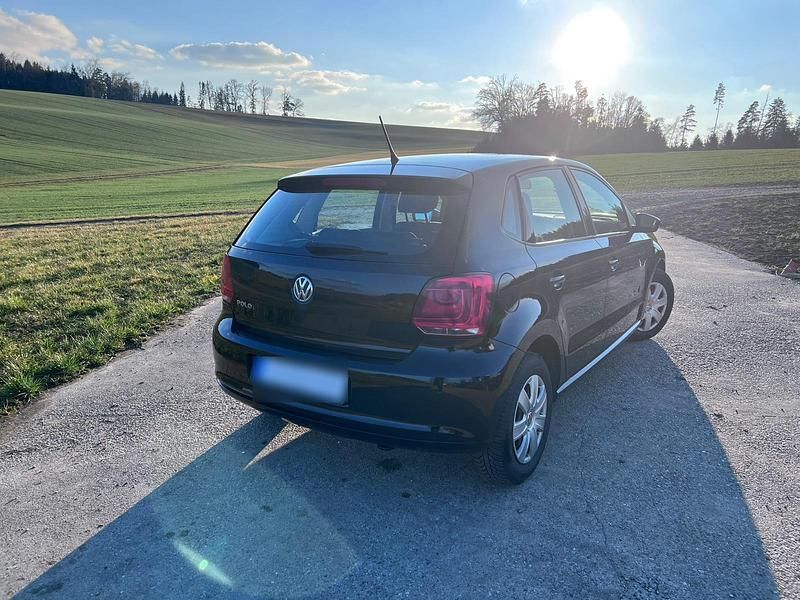 Gebraucht VW Polo Trendline 69 PS (50 kW) 2010 Schwarz Kleinwagen