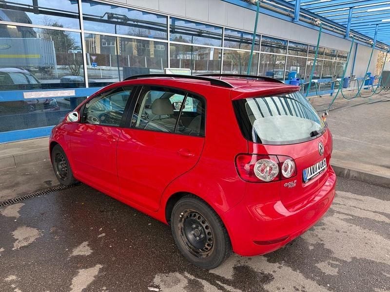 Gebraucht VW Golf Plus Cross Team 122 PS (89 kW) 2009 Rot Van / Kleinbus