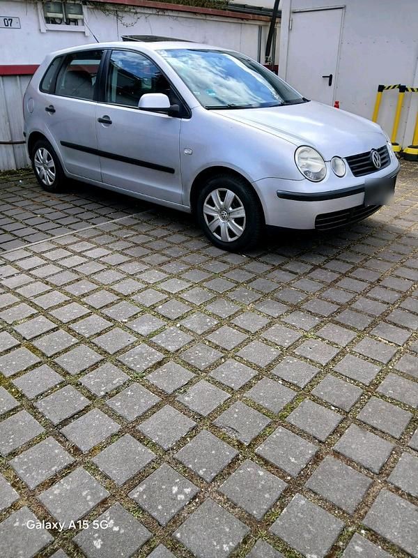 Gebraucht VW Polo 75 PS (55 kW) 2003 Silber Limousine