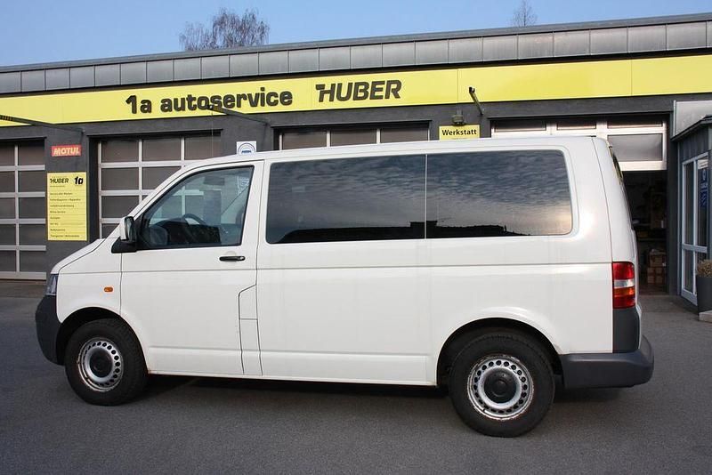 Gebraucht VW Transporter 131 PS (96 kW) 2007 Grau Van